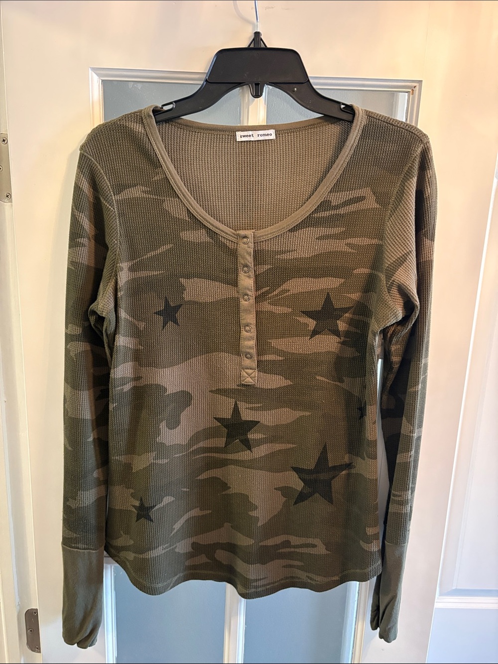 Sweet Romeo Olive Camo Star Henley Long Sleeve Top - Olive